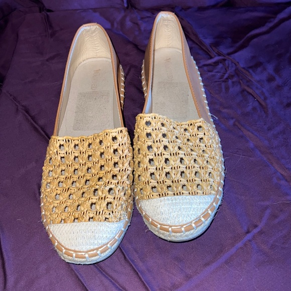 *NWOT* Simple flat espadrilles - Picture 2 of 3